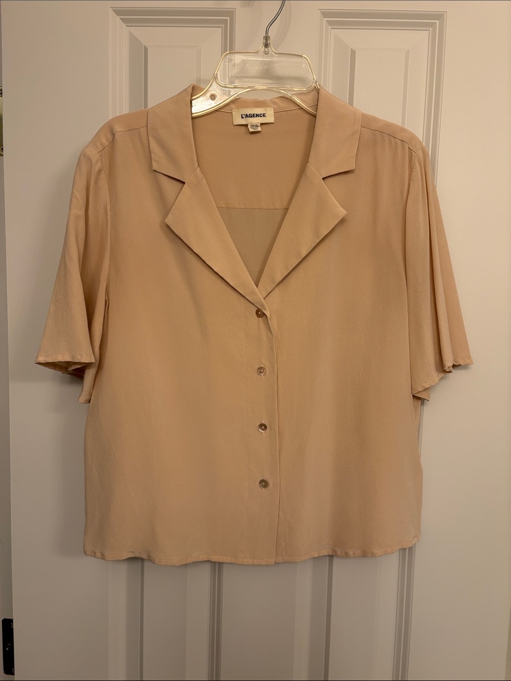 L'AGENCE Relaxed Short-Sleeve Button Down Top 100% Silk